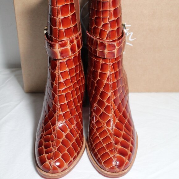 NWB Christian Louboutin Chelsea Booty Croc Red Bottom Bootie Boots Heels - Picture 4 of 12